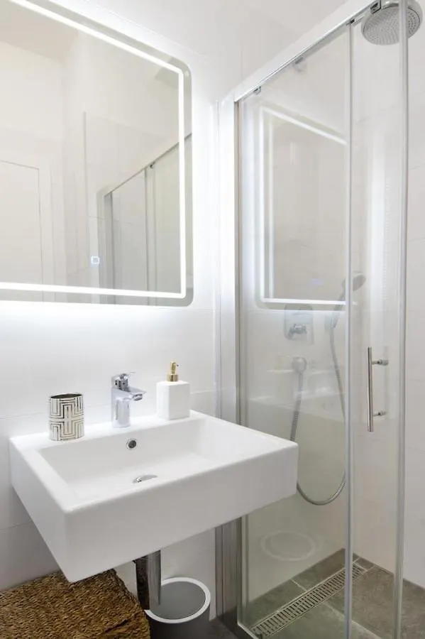 Zigo Modern Studio Apartment Near Beach Σπλιτ