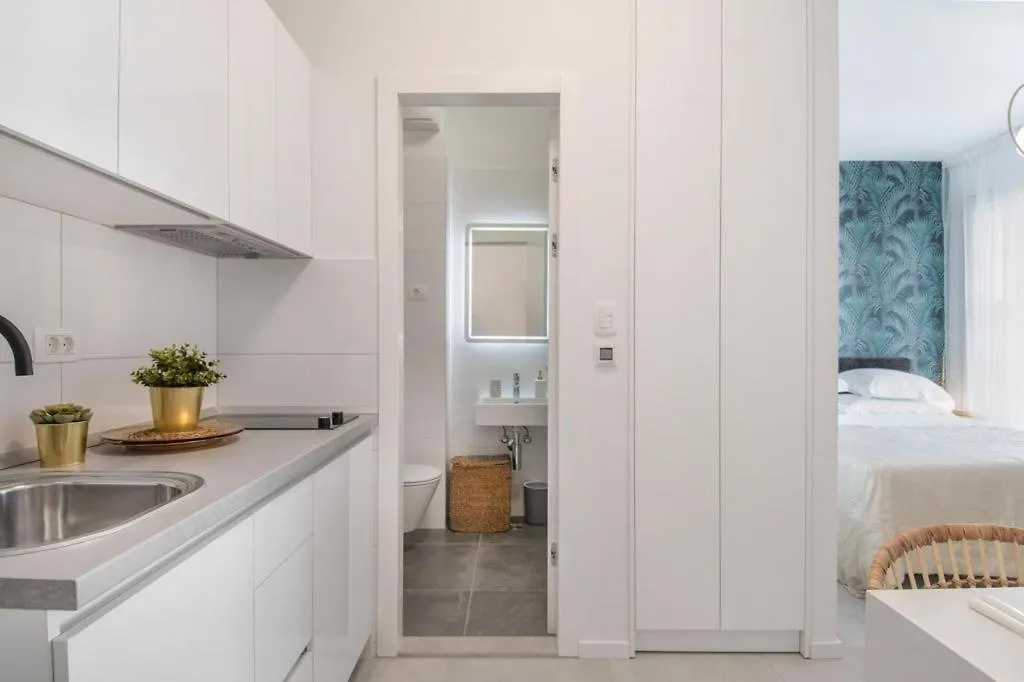 Zigo Modern Studio Apartment Near Beach Split